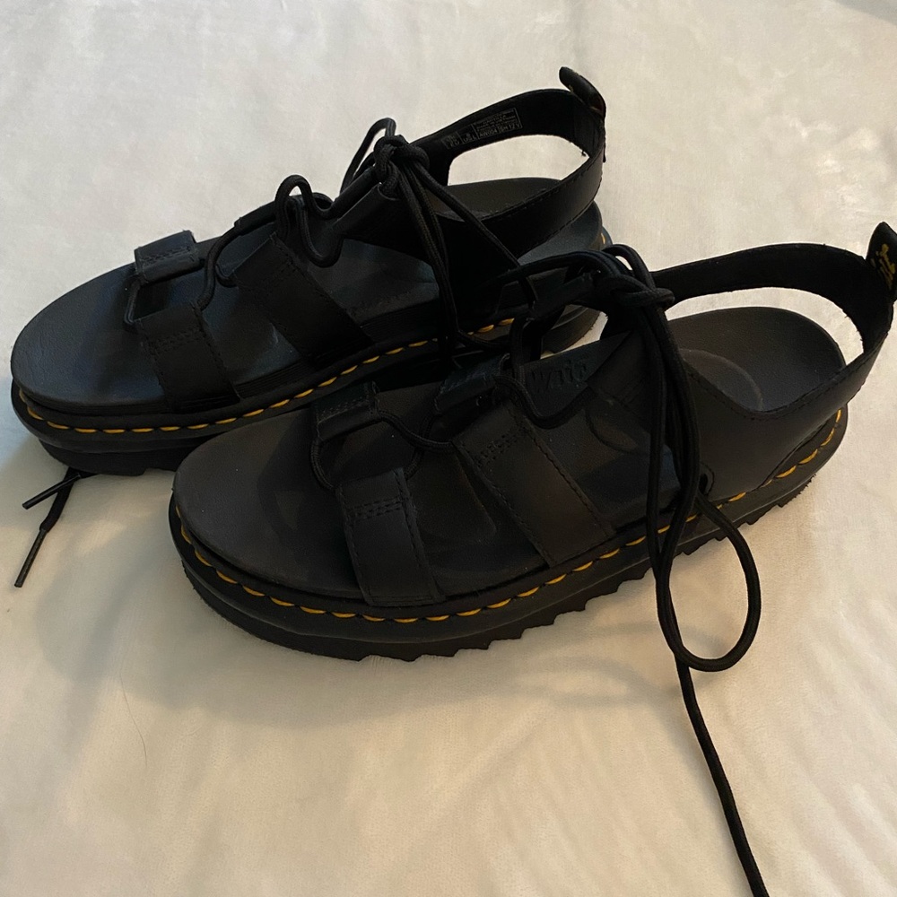 DOC MARTINS GLADIATOR SANDALS